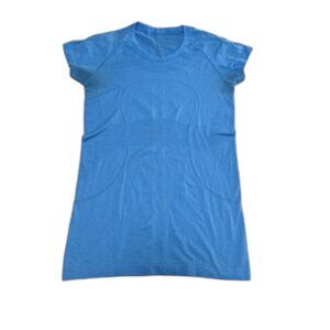 Lululemon Blue Size 6 shirt workout swiftly Tech Short Sleeve Baroque Blue
